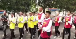 Viral momentum 39 siswa nakal di Jawa Barat mulai ikuti latihan militer sesuai kebijakan Gubernur Jawa Barat, Dedi Mulyadi hingga mendapatkan apresiasi dari netizen. (Sumber: Tangkap layar Instagram/@medsoszone)