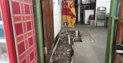 Kondisi rumah di Kali Cideng, Jakarta Selatan, Sabtu, 3 April 2025. (Sumber: Poskota/Nurpini Aulia Rapika)