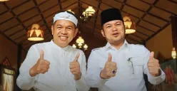 Gubernur Kaltim Rudy Mas’ud menemui Gubernur Jabar Dedi Mulyadi dengan hangat usai viral soal ‘Gubernur Konten’. Keduanya bahas kerja sama pertanian, pendidikan, dan potensi daerah. (Sumber: Dok Pemprov Kaltim)