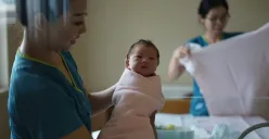 Hari Bidan Sedunia Diperingati Tiap 5 Mei, Ini Sejarah dan Tema Tahun 2025 (Sumber: Unsplash/东旭 王/dx_www)