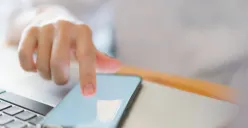 Cara blokir SMS di HP akibat spam pinjol yang mengganggu. (Sumber: Freepik)