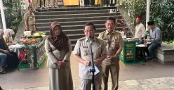 Gubernur Jakarta, Pramono Anung di Balaikota, Senin 5 Mei 2025. (Sumber: Poskota/Pandi Ramedhan)