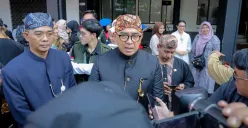 Wali Kota Bandung, Muhammad Farhan beberkan proses SPMB 2025.