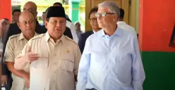 Bill Gates dan Presiden Prabowo Subianto berkunjung ke SDN 03 Pulo Gadung. Kunjungan ini menandai penguatan kerja sama dalam sektor kesehatan global, termasuk distribusi vaksin untuk anak-anak. (Sumber: Dok/Sekretariat Presiden)