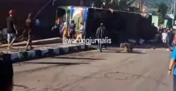 Kecelakaan bus ALS di Padang tewaskan 12 orang (Sumber: Instagram @warungjurnalis)