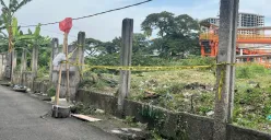 Lokasi diduga pembunuhan di Jalan Barokah, Kalideres, Jakarta Barat, Jumat, 9 Mei 2025. (Sumber: Poskota/Pandi Ramedhan)