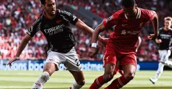 Pertandingan Liverpool vs Arsenal di pekan 36 Premier League 2024-25 berakhir imbang 2-2. (Sumber: Instagram @liverpoolfc)