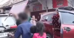 Momen pengantin pria dibacok oleh orang yang tidak dikenal di Palembang. (Sumber: Tangkap Layar Instagram/@medsoszone)