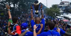 Persib Bandung akan melakukan konvoi perayaan juara Liga 1 202/2025, berikut ini rute dan jadwal terbarunya. (Sumber: persib.co.id)