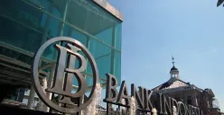 Tanpa proses BI checking, lembaga pemberi pinjaman hanya memverifikasi data dasar seperti identitas, status pekerjaan, atau keanggotaan platform. (Sumber: Dok/Bank Indonesia)