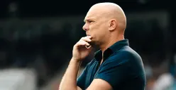 Johnny Jansen dirumorkan bakal jadi pelatih Bali United di Liga 1 musim 2025-26. (Sumber: Instagram @peczwolle)