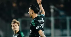 Pemain Timnas Indonesia, Eliano Reijnders merayakan gol yang memastikan kemenangan PEC Zwolle atas Willem II. (Sumber: Instagram @peczwolle)