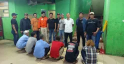 Polisi menangkap sebanyak enam preman yang kerap melakukan pungutan liar (pungli) di kawasan Pasar Kramat Jati, Jakarta Timur. (Sumber: Dok. Polres Jakarta Timur)