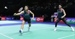 Aksi pasangan ganda putra Indonesia Fajar/Rian di Thailand Open 2025. (Sumber: PBSI)