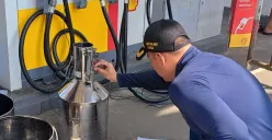 Disdagperin Kota Bekasi tera ulang BBM di SPBU Shell Pondok Gede.