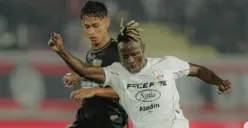 Persis Solo yang sudah dipastikan bertahan di Liga 1 musim depan berhasil menahan imbang tim papan atas Dewa United dengan skor 1-1 dalam laga pekan ke-33, Sabtu. 17 Mei 202 (Sumber: Instagram/@persisofficial)