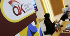 OJK menjelaskan daftar aplikasi pinjaman legal kepada warga dalam sosialisasi literasi keuangan digital. (Sumber: Dok/OJK)