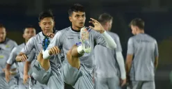 Gelandang Persib Bandung, Rachmat Irianto bakal kembali ke Surabaya setelah kompetisi Liga 1 2024-2025 berakhir. (Foto: persib.co.id)