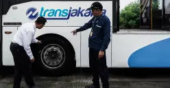 Ilustrasi Transjakarta. (Sumber: Poskota/Bilal Nugraha Ginanjar)