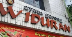 Rumah makan legendaris di Kota Solo, Jawa Tengah, Ayam Goreng Widuran. (Sumber: Instagram/@ayamgorengwiduransolo)