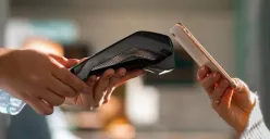 Waspada penipuan pinjaman online berkedok salah transfer. (Sumber: Freepik)