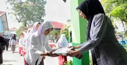 Ilustrasi, MK memerintahkan pemerintah menyelenggarakan pendidikan gratis di tingkat SD dan SMP, baik negeri maupun swasta. (Sumber: Diskominfo Kota Bandung)