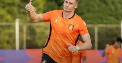 Potret Stjepan Plazonja yang dirumorkan masuk dalam radar transfer Persija Jakarta musim depan. (Sumber: Instagram/@mediapersija)