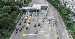 Situasi di Gerbang Tol saat libur panjang Kenaikan Yesus Kristus tahun 2025. (Sumber: Dok. Jasa Marga)