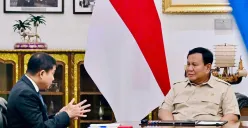 Mantan Menteri Perhubungan, Ignasius Jonan, kembali menjadi sorota setelah kabar mengenai pertemuannya dengan Presiden Prabowo Subianto di Istana Kepresidenan, Jakarta, pada Senin, 3 November 2025. (Sumber: Instagram/@ignasius.jonan)