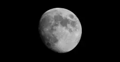 Fenomena Supermoon Beaver pada November 2025. (Sumber: Freepik)