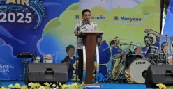 Wali Kota Tangerang, Sachrudin, saat memberikan sambutan dan membuka acara Festival Pintu Air yang Berlangsung di Taman Ecopark. (Sumber: Dok. Prokopim Kota Tangerang)