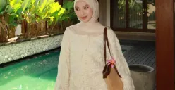 Selebgram Jule Prastini menjadi sorotan tajam publik setelah muncul dugaan bahwa dirinya melepas hijab pasca kabar perselingkuhannya dengan pria bernama Safrie Ramadan. (Sumber: Instagram/@juliaprt7)