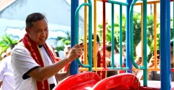 Wali Kota Bekasi, Tri Adhianto meresmikan lima taman di wilayah kecamatan Pondok Gede, Kota Bekasi, Jumat, 7 November 2025. (Sumber: Dok. Humas Pemkot Bekasi)
