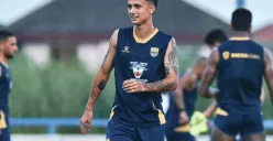 Eliano Reijnders habiskan waktu di jeda kompetisi bersama keluarga. (Sumber: Instagram)