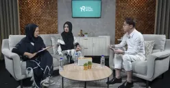 Helwa Bachmid tegaskan keinginan cerai dan tuntut nafkah anak dari Habib Bahar Smith. (Sumber: YouTube/dr. Richard Lee)