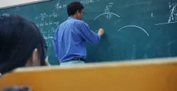 Link Poster Hari Guru Nasional 2025 Siap Pakai dan Bisa Edit Sesuka Hati (Sumber: Unsplash/Tra Nguyen)