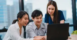 Link pendaftaran, jadwal, dan tata cara daftar magang Kementerian Sekretariat Negara (Kemensetneg) 2026 sering dibukanya sejak 20 November 2025. (Sumber: Freepik/tirachardz)