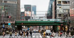 Barang bawaan untuk berlibur ke Tokyo, Jepang. (Sumber: Freepik)