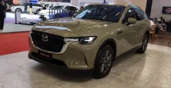 Mazda menghadirkan berbagai line-up mobilnya untuk pengunjung GJAW 2025. (Sumber: POSKOTA | Foto: Erwan Hartawan)
