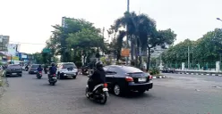 Lokasi Jl. Ir H Juanda dekat Stasiun Kota Bekasi akan ditutup pekan ini, Jumat, 28 November 2025. (Sumber: Poskota/Nurpini Aulia Rapika)