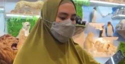 Potret Kartika Putri yang kini diisukan bercerai dengan Habib Usman bin Yahya. (Sumber: Instagram/@kartikaputriworld)