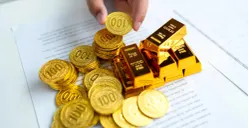 Ilustrasi perbedaan investasi emas dan SBN. (Sumber: Pegadaian)