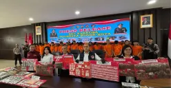 Polisi melakukan keterangan pers di Mapolresta Bogor Kota, terkait pengungkapan kasus narkotika, kurun waktu September 2025, Rabu, 1 Oktober 2025. (Sumber: Poskota/Giffar Rivana)