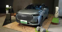 JAECOO J8 SHS ARDIS resmi diluncurkan di Jakarta, mencatatkan rekor MURI sebagai mobil hybrid dengan jarak tempuh 1.660 km. (Sumber: JAECOO)