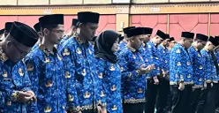 Sebanyak 385 Pegawai Pemerintah dengan Perjanjian Kerja (PPPK) tahap dua resmi dilantik Pemkot Bekasi, Rabu 1 Oktober 2025. Prosesi pengambilan sumpah jabatan berlangsung khidmat di Gedung Balai Patriot. (Sumber: Istimewa)