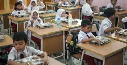 Ilustrasi siswa penerima MBG. (Sumber: Poskota/Bilal Nugraha Ginanjar)