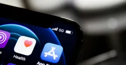 Rekomendasi 5 Smartphone yang Sudah 5G Tahun 2025 (Sumber: Unsplash/James Yarema)