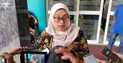 Kepala Dinas Kesehatan Kota Bekasi, Satria Sriwijayanti Anggraini. (Sumber: POSKOTA | Foto: Nurpini Aulia Rapika)