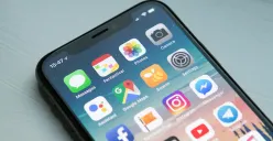 Cara Aktifkan Fitur Assistive Touch di iPhone dan Fungsinya (Sumber: Unsplash/William Hook)