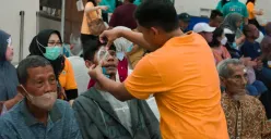 Para pasien penerima operasi katarak gratis yang digelar Dinkes Kabupaten Tangerang dan Summarecon. (Sumber: Dok. Istimewa)